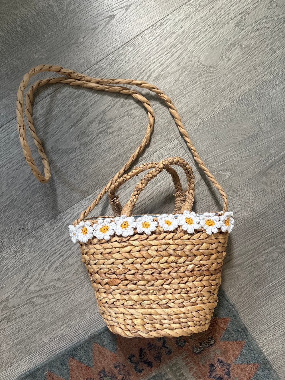 Most Wanted | Crochet Daisy Straw Mini Bag Crossbody Gingham Prairie Cottagecore